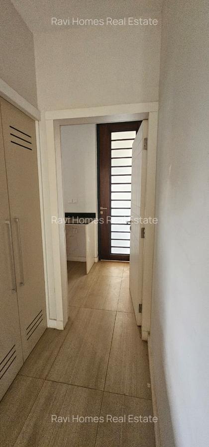 5 Bed Villa with En Suite at Chalbi Drive - 8