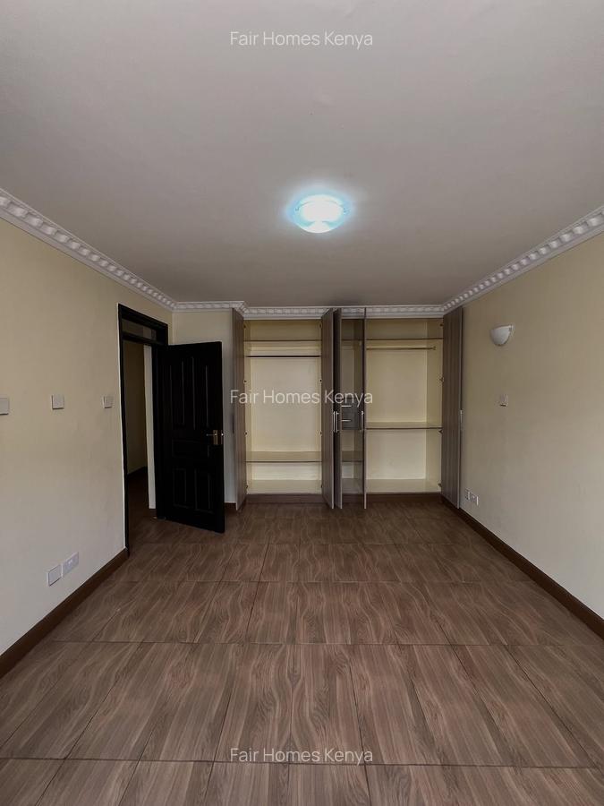 5 Bed Townhouse with En Suite at Convent Drive - 8