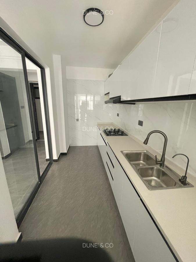 2 Bed Apartment with En Suite in Lavington - 10