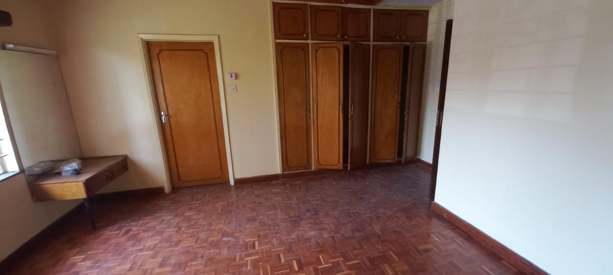 3 Bed Townhouse with En Suite at Lenana Road - 9