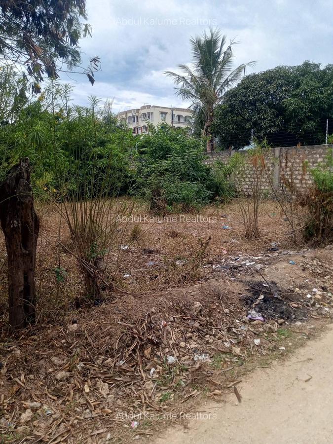 Land at Bamburi - 8