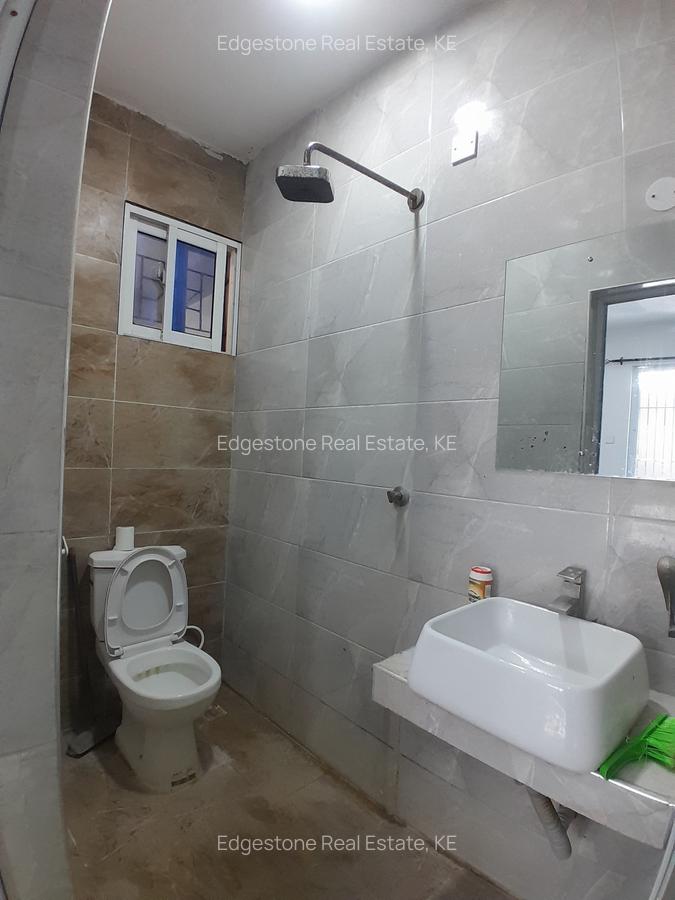 2 Bed Apartment with En Suite in Mtwapa - 2