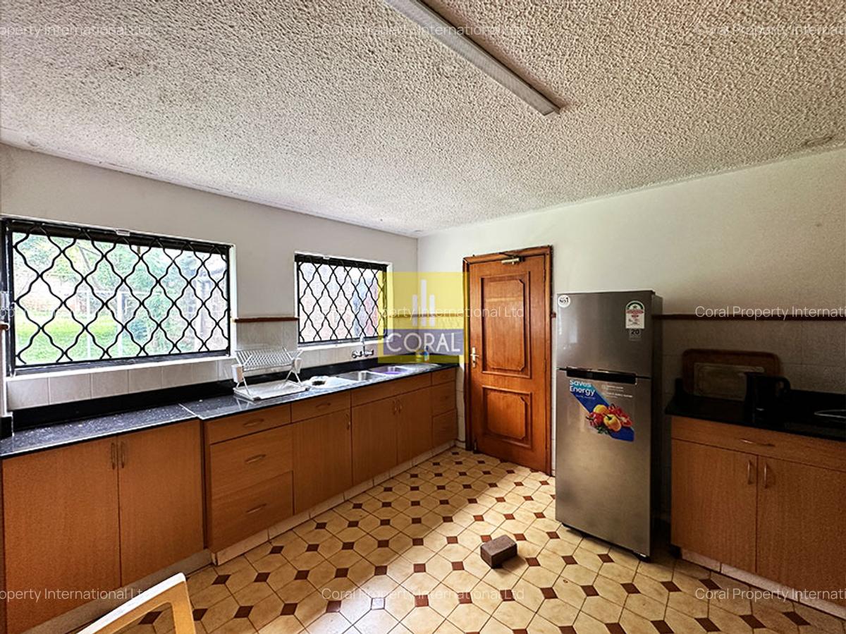 4 Bed House with Swimming Pool in Runda - 12