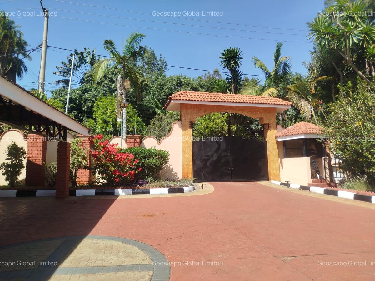 6 Bed House with En Suite in Gigiri - 6