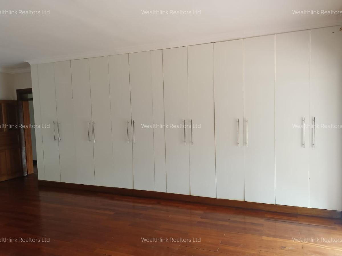4 Bed House with En Suite at Runda - 10