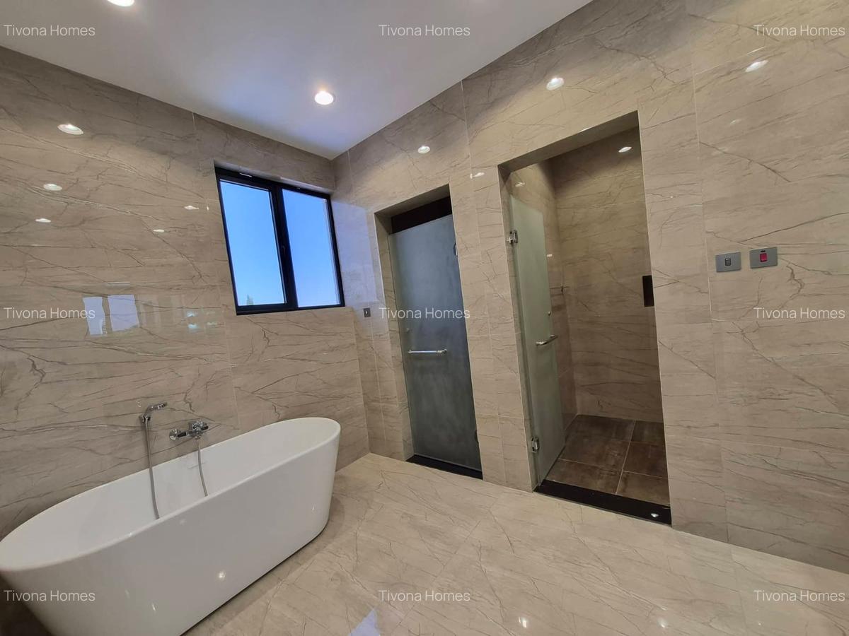 5 Bed House with Swimming Pool in Lavington - 11