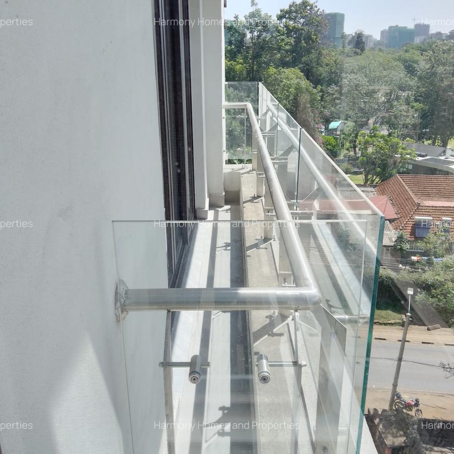 Furnished 2 Bed Apartment with En Suite at Riverside - 9