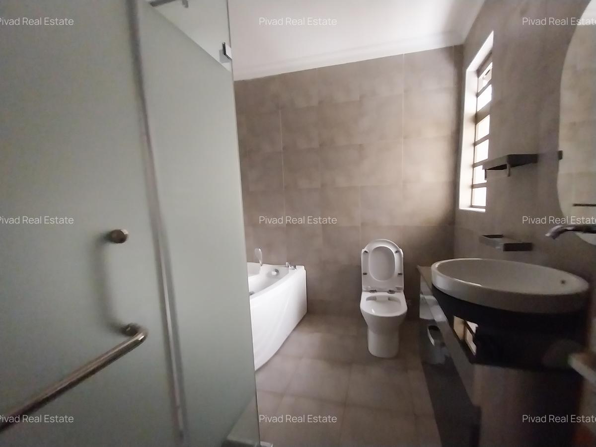 4 Bed Townhouse with Staff Quarters in Kamakis - 8