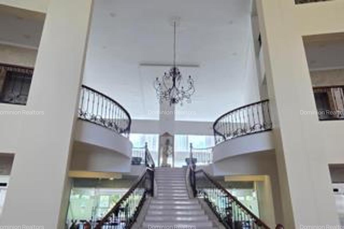 3 Bed Apartment with En Suite in Parklands - 19