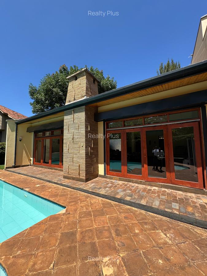 4 Bed Villa with En Suite in Runda - 3