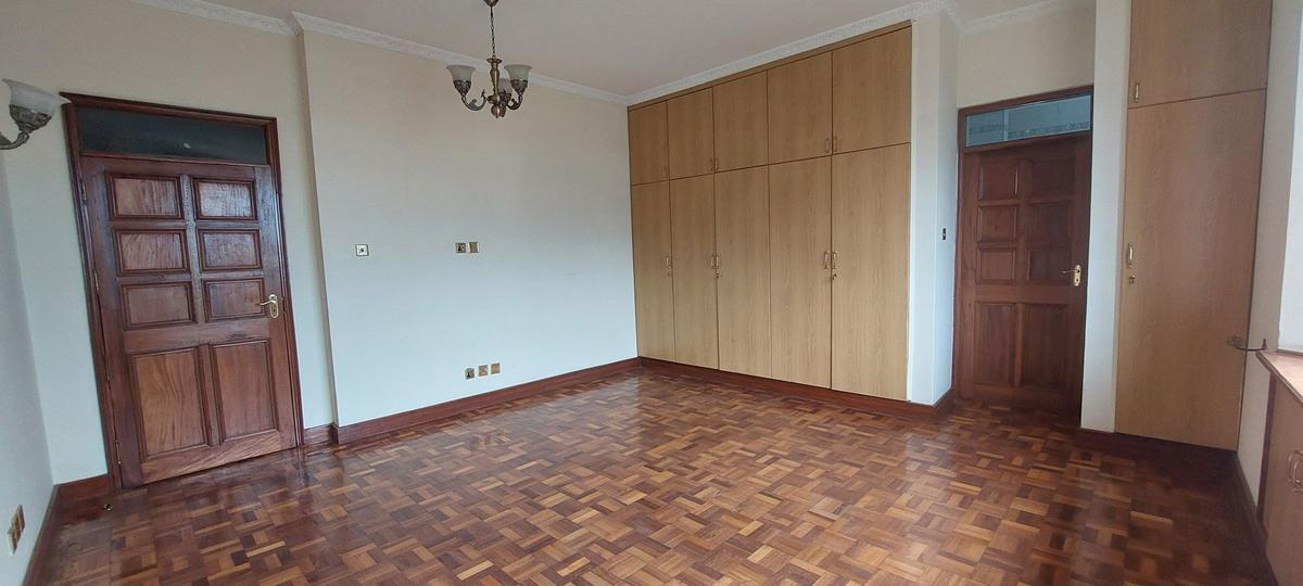 4 Bed Apartment with En Suite in Kileleshwa - 12