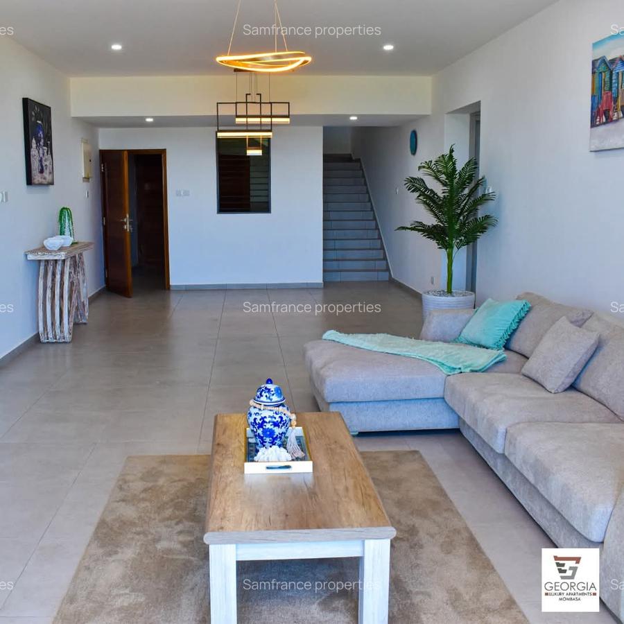 Serviced 5 Bed Apartment with En Suite at Go Khart - 10