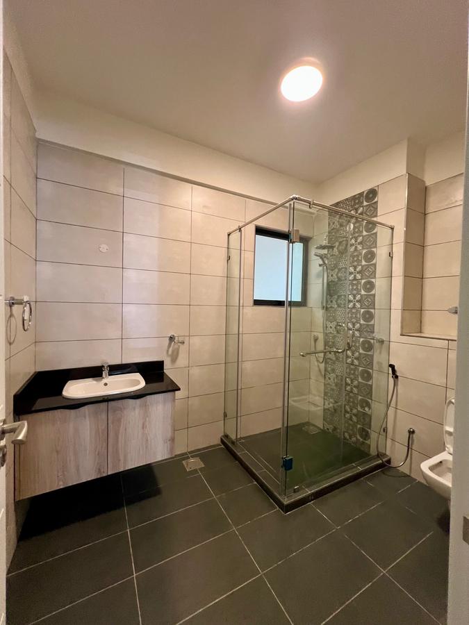 1 Bed Apartment with En Suite at Muthangari Road - 6