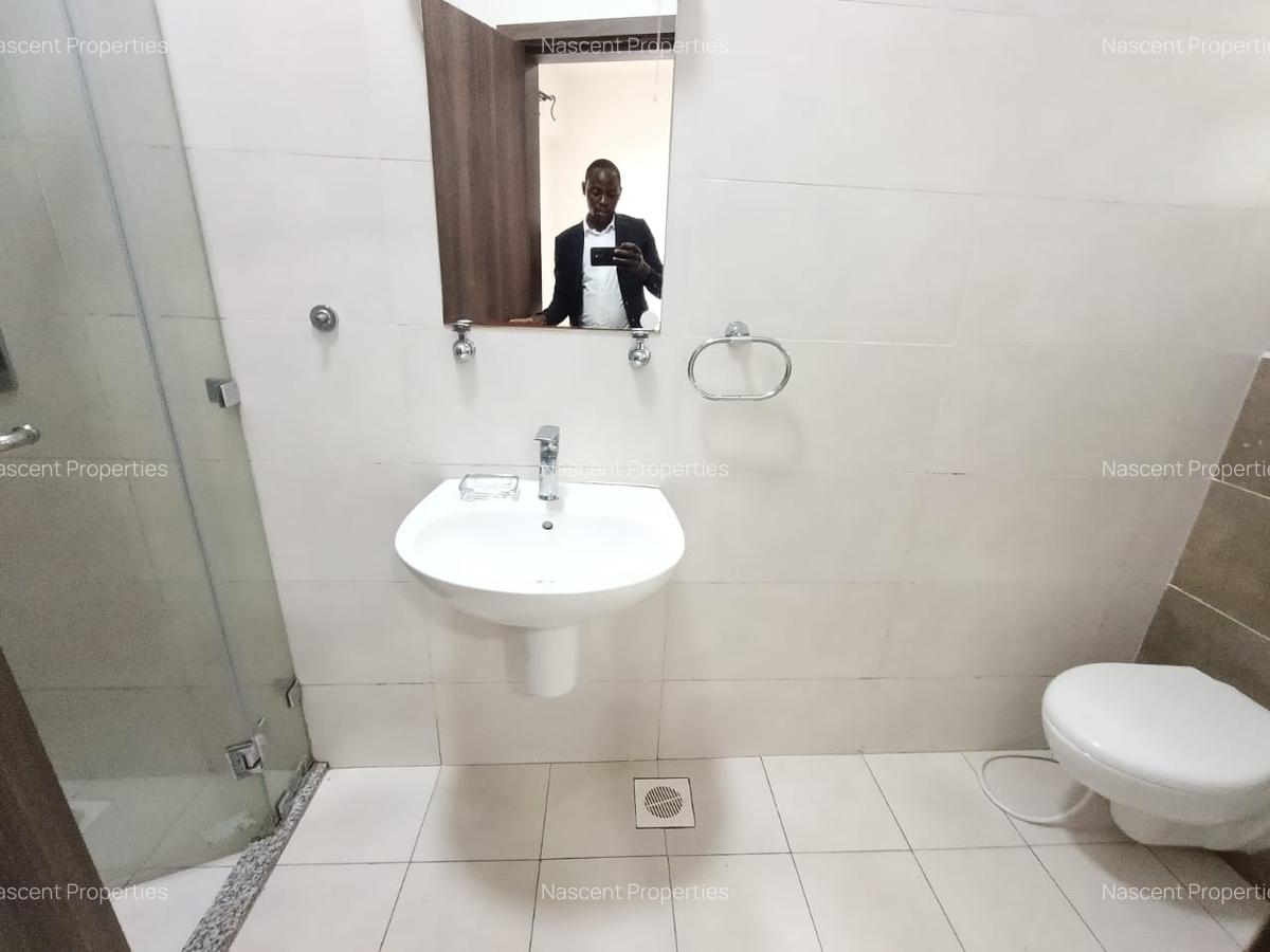 2 Bed Apartment with En Suite in Kilimani - 11
