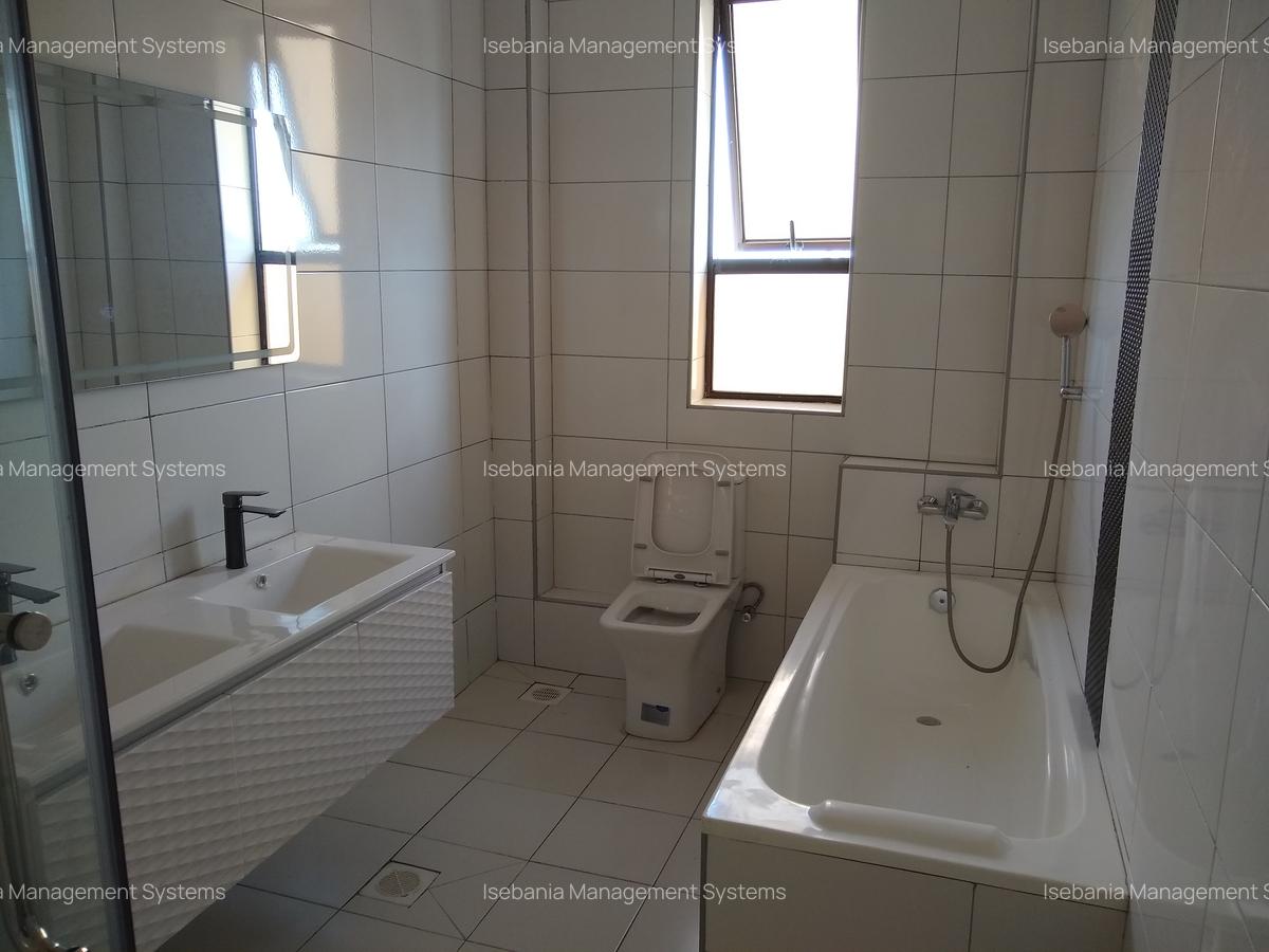 Furnished 2 Bed Apartment with En Suite at - 11
