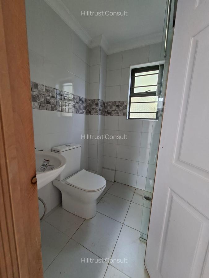 4 Bed Townhouse with En Suite in Westlands Area - 6