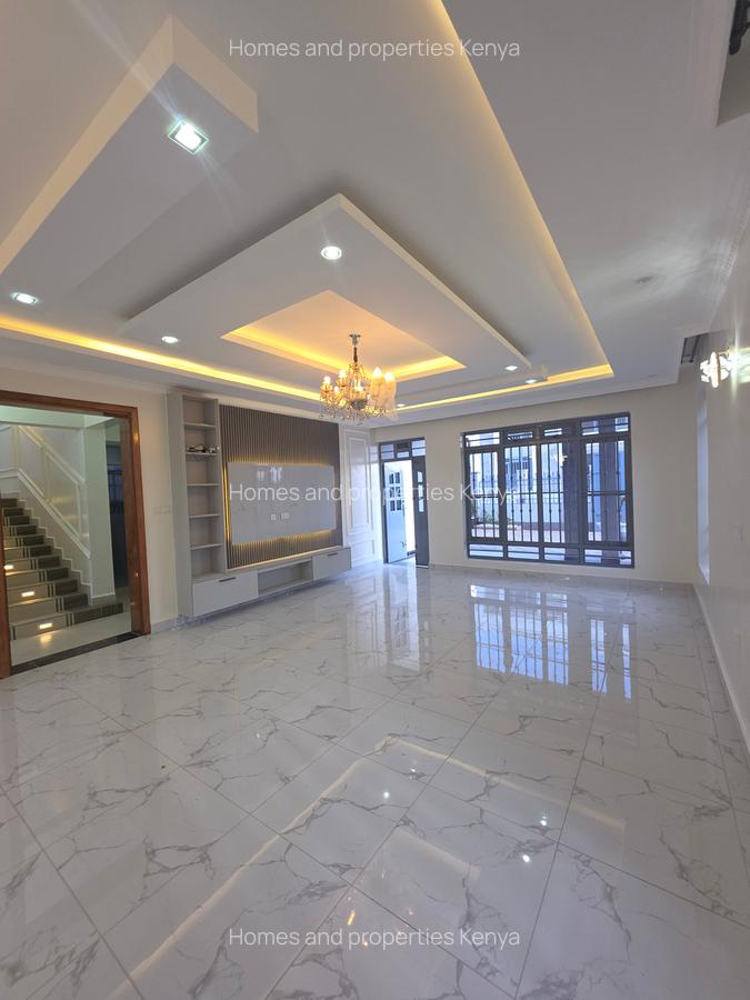 5 Bed Townhouse with En Suite at Mugutha - 3