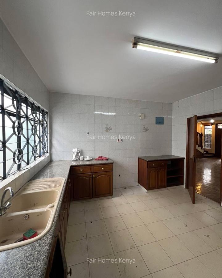 4 Bed Townhouse with En Suite at Maziwa - 3