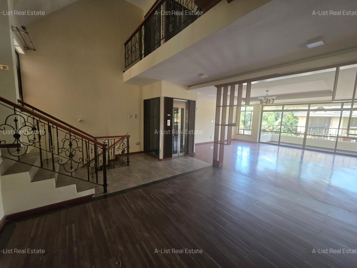 5 Bed Townhouse with En Suite at Convent Drive - 15