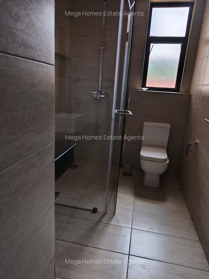 Serviced 3 Bed Apartment with En Suite in Parklands - 8