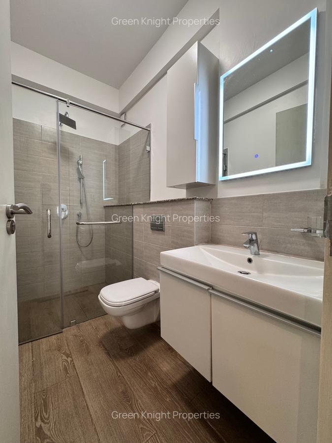 Serviced 3 Bed Apartment with En Suite in Westlands Area - 11