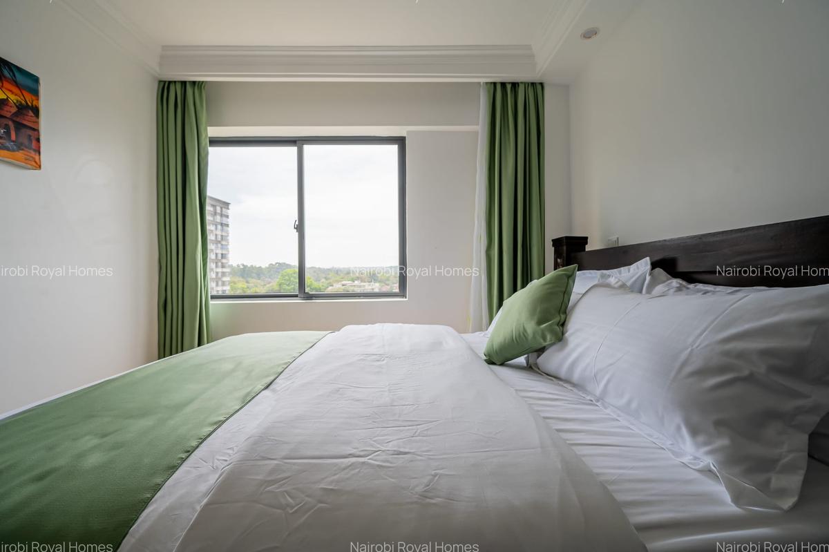 Furnished 2 Bed Apartment with En Suite at Riverside - 16