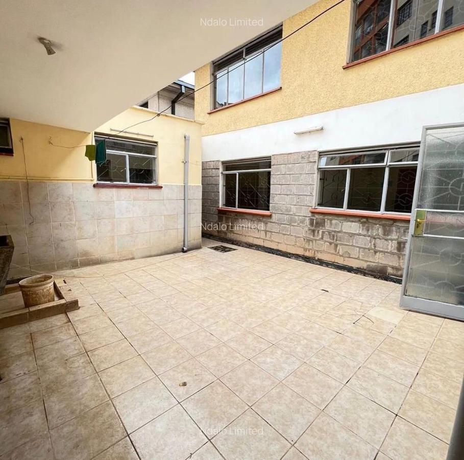 4 Bed Townhouse with En Suite at Lavington - 14