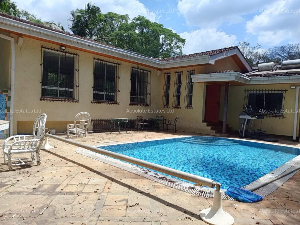 4 Bed Villa with En Suite in Muthaiga - 1