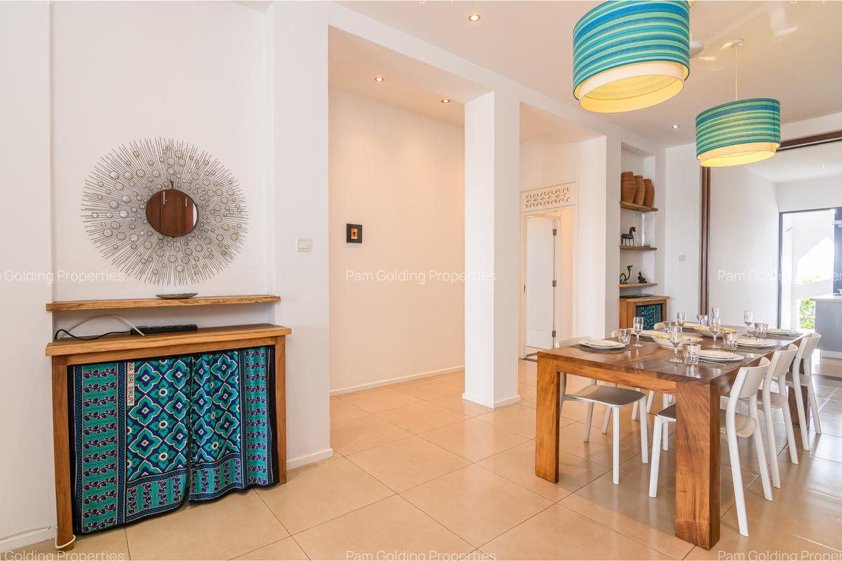 Furnished 3 Bed Apartment with En Suite in Tudor - 10