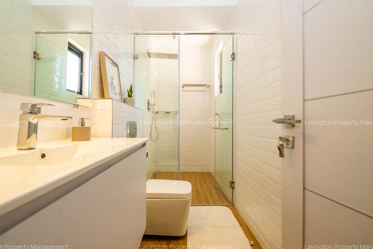 Furnished 3 Bed Apartment with En Suite at Othaya Rd - 10