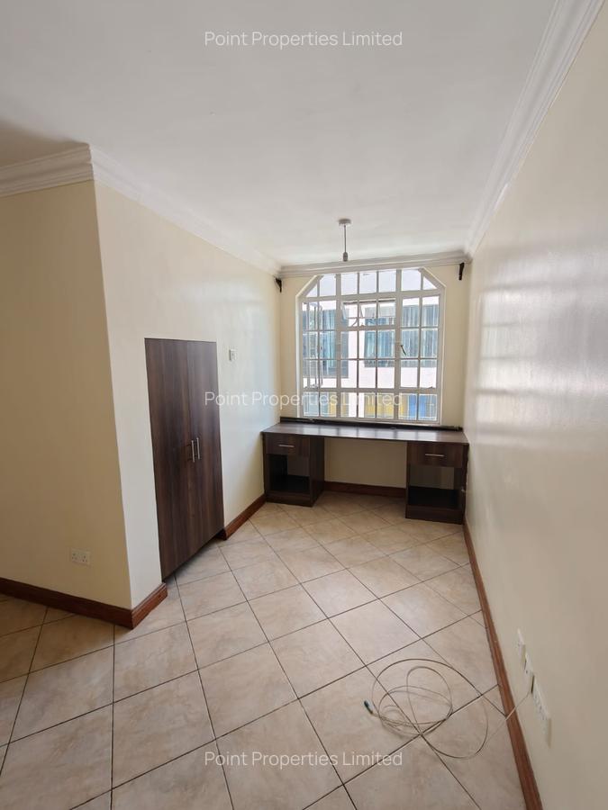 Studio Apartment with Backup Generator in Kilimani - 5
