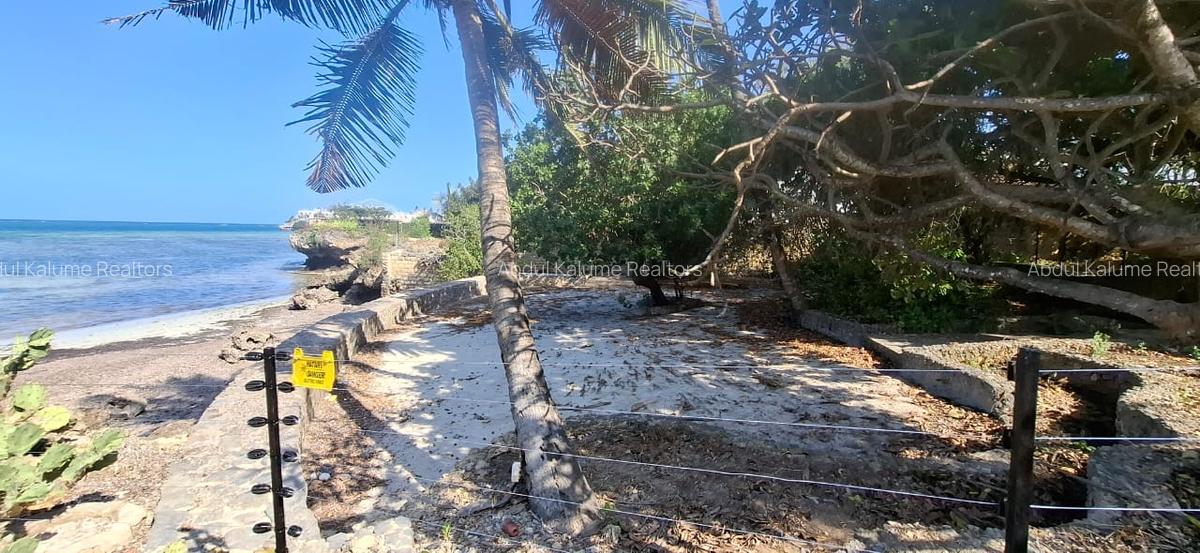 5 Bed Villa with En Suite at Nyali - 3