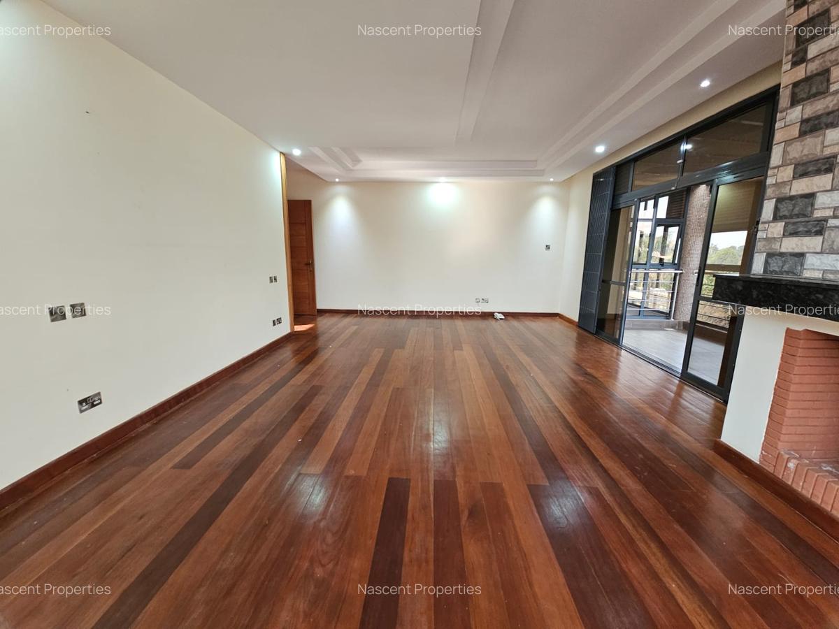 7 Bed House with En Suite in Nyari - 14