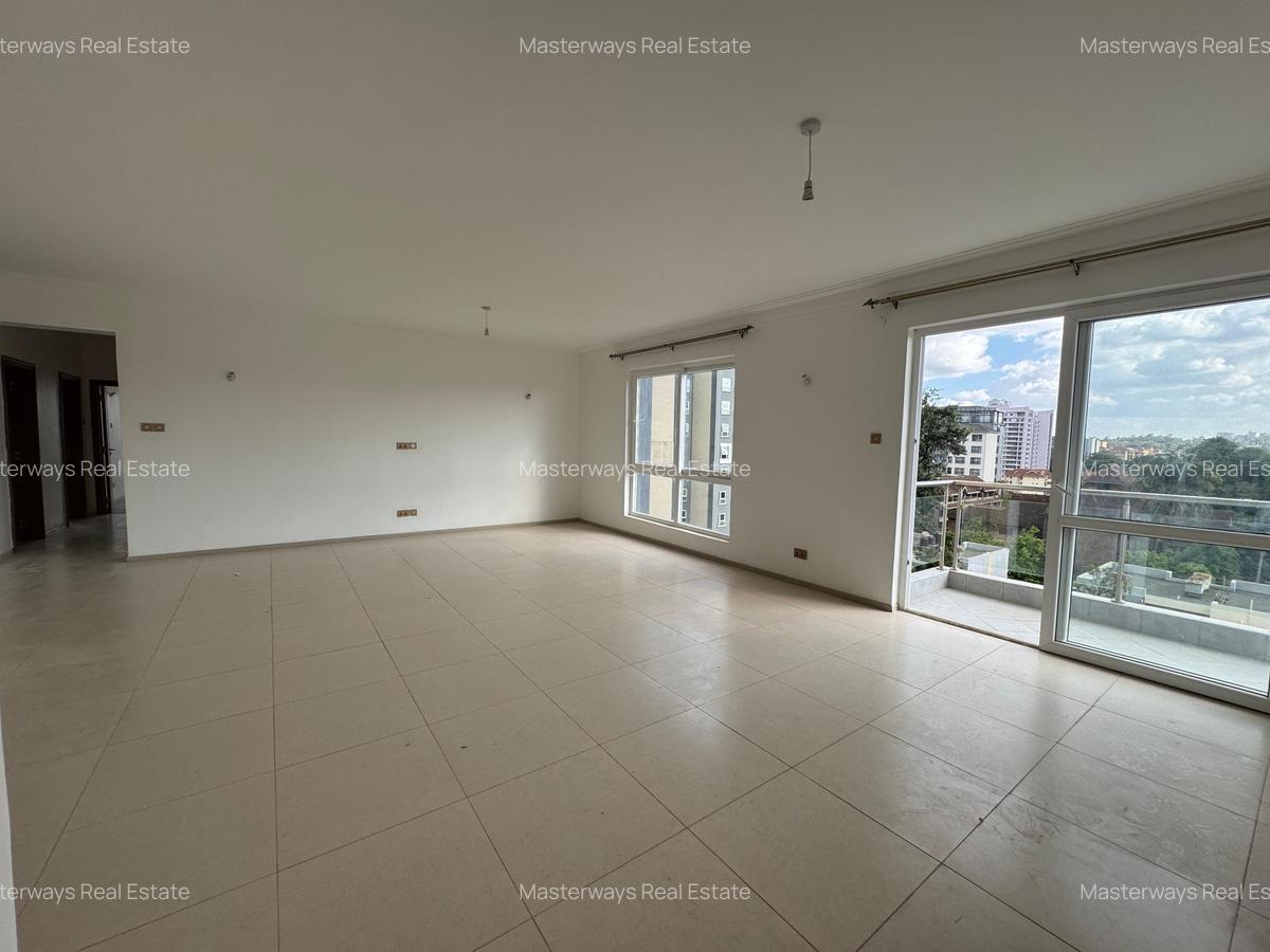 3 Bed Apartment with En Suite at Sports Road - 10