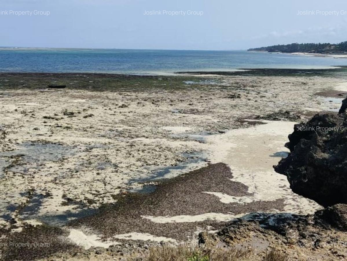 5 ac Residential Land in Nyali Area - 7