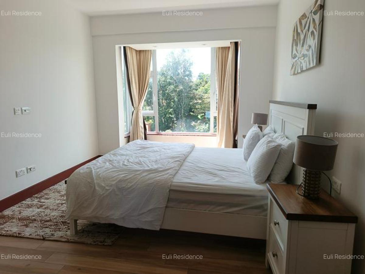 Furnished 2 Bed Apartment with En Suite at City Park Drive - 3