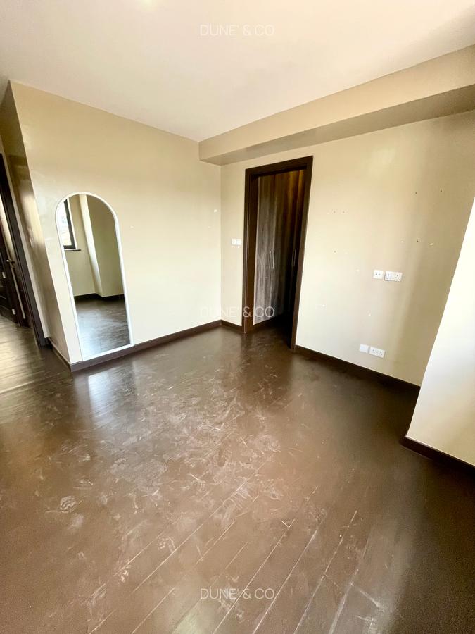 4 Bed Apartment with En Suite in Lavington - 17