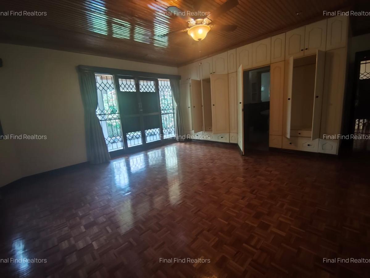 4 Bed House with Garden in Westlands Area - 12