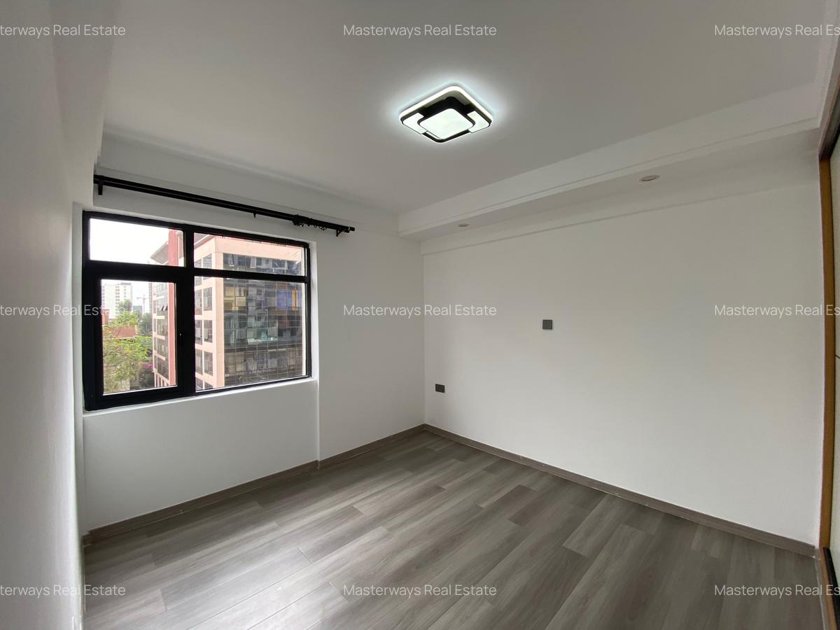 2 Bed Apartment with En Suite in Kilimani - 5