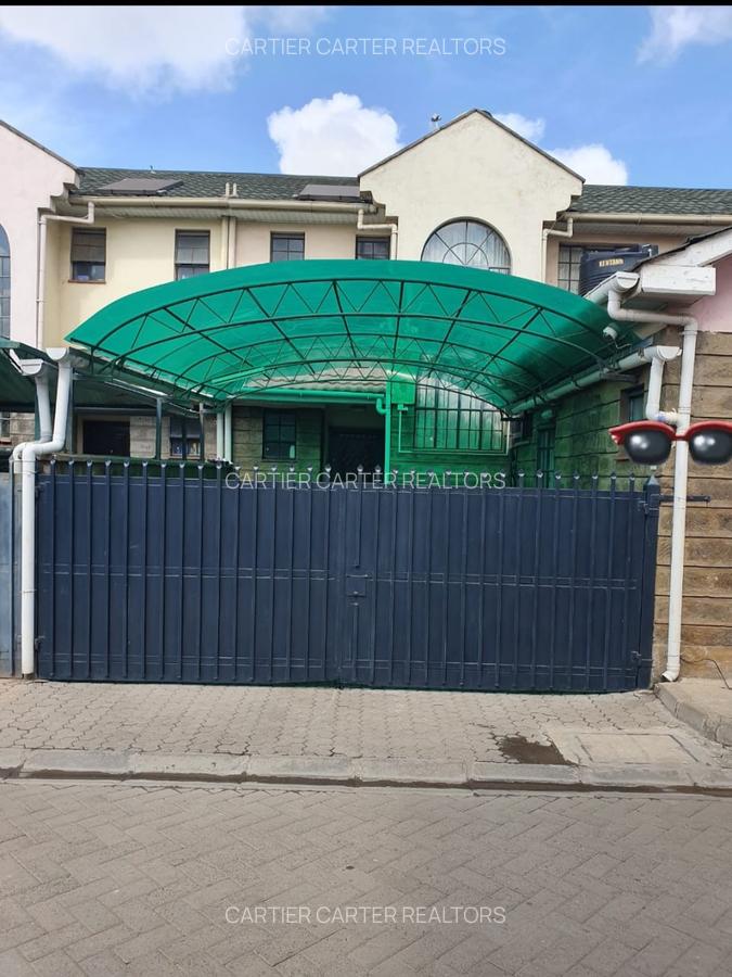 3 Bed Townhouse with En Suite in Donholm - 1