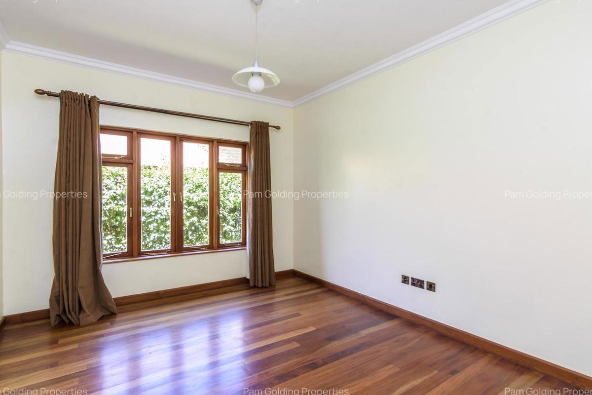 5 Bed House with En Suite in Karen - 6