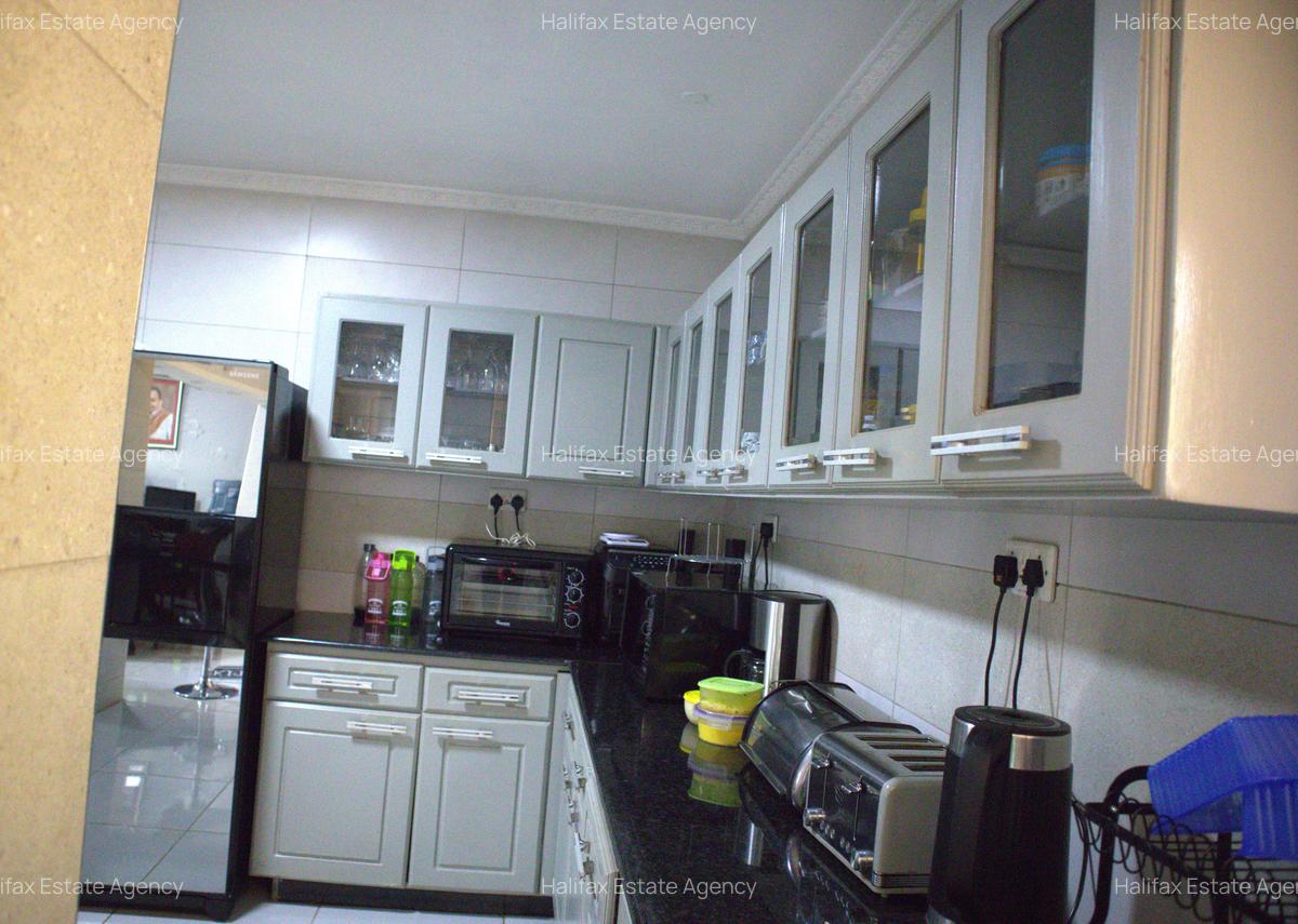 6 Bed House with En Suite in Westlands Area - 6