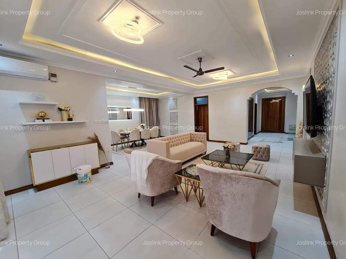 3 Bed Apartment with En Suite in Nyali Area - 11