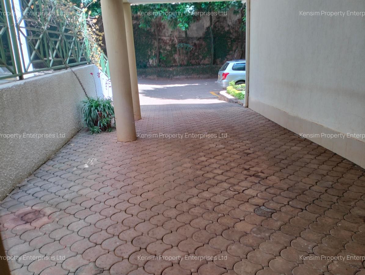 4 Bed Townhouse with En Suite in Lavington - 3