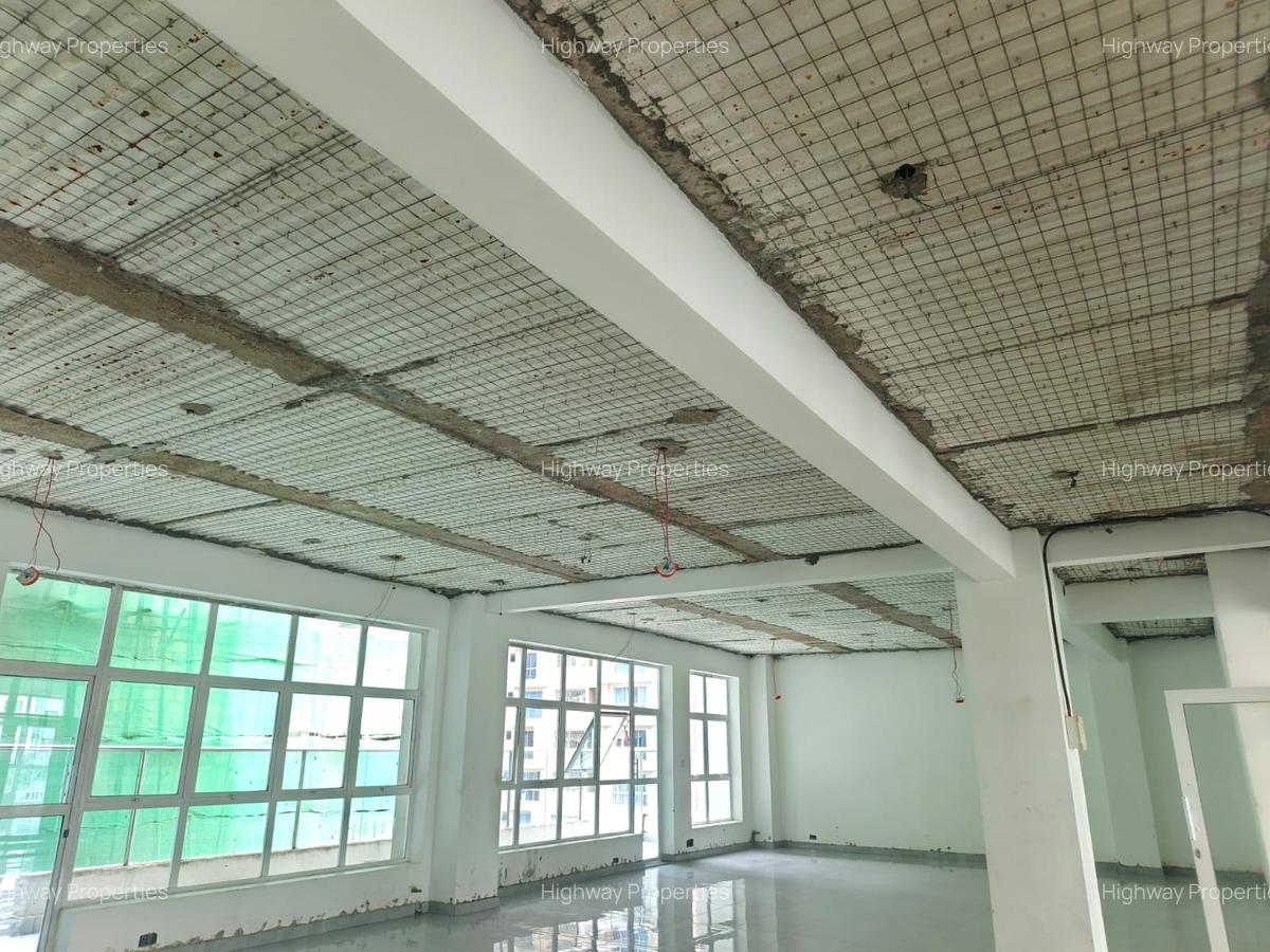 Office with Lift in Kilimani - 15