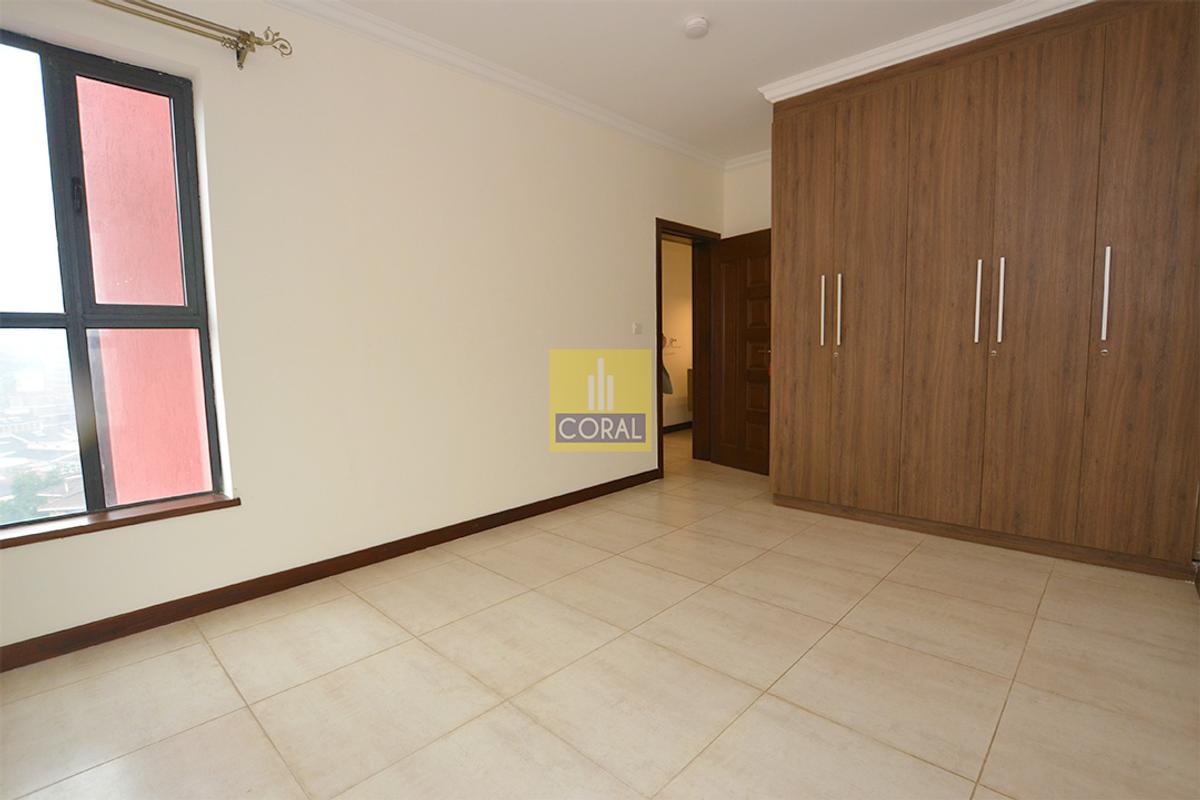 3 Bed Apartment in Parklands - 13