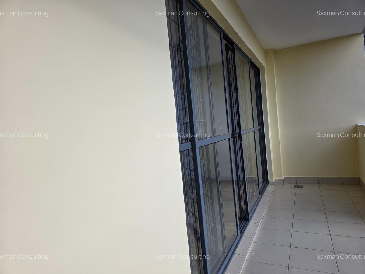 3 Bed Apartment with En Suite in Brookside - 15