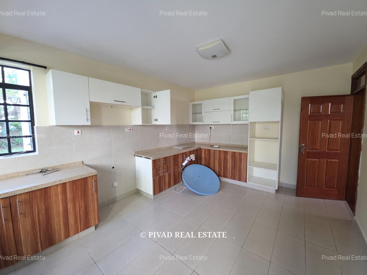 4 Bed Townhouse with Swimming Pool in Kiambu Road - 4