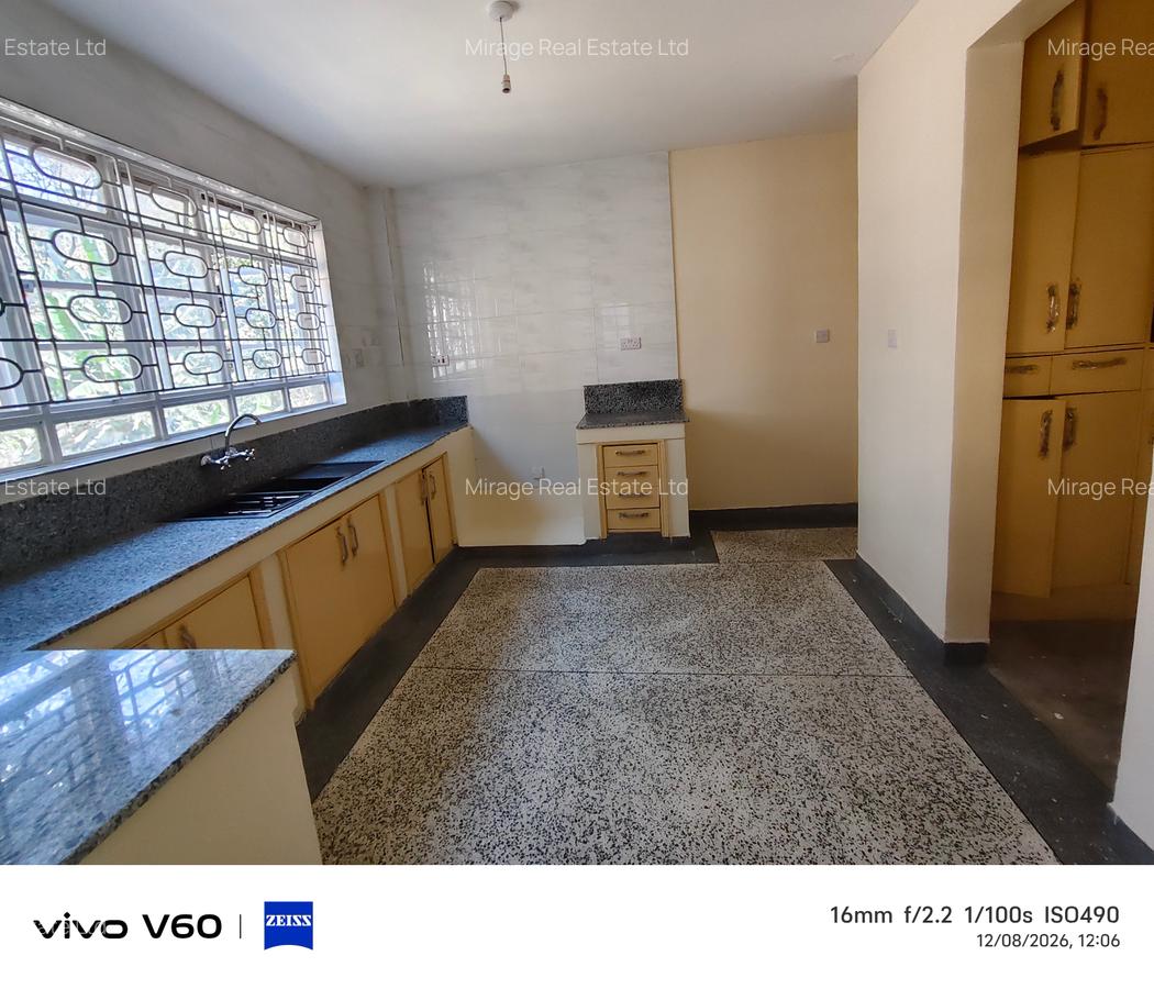2 Bed Apartment with En Suite in Kileleshwa - 6