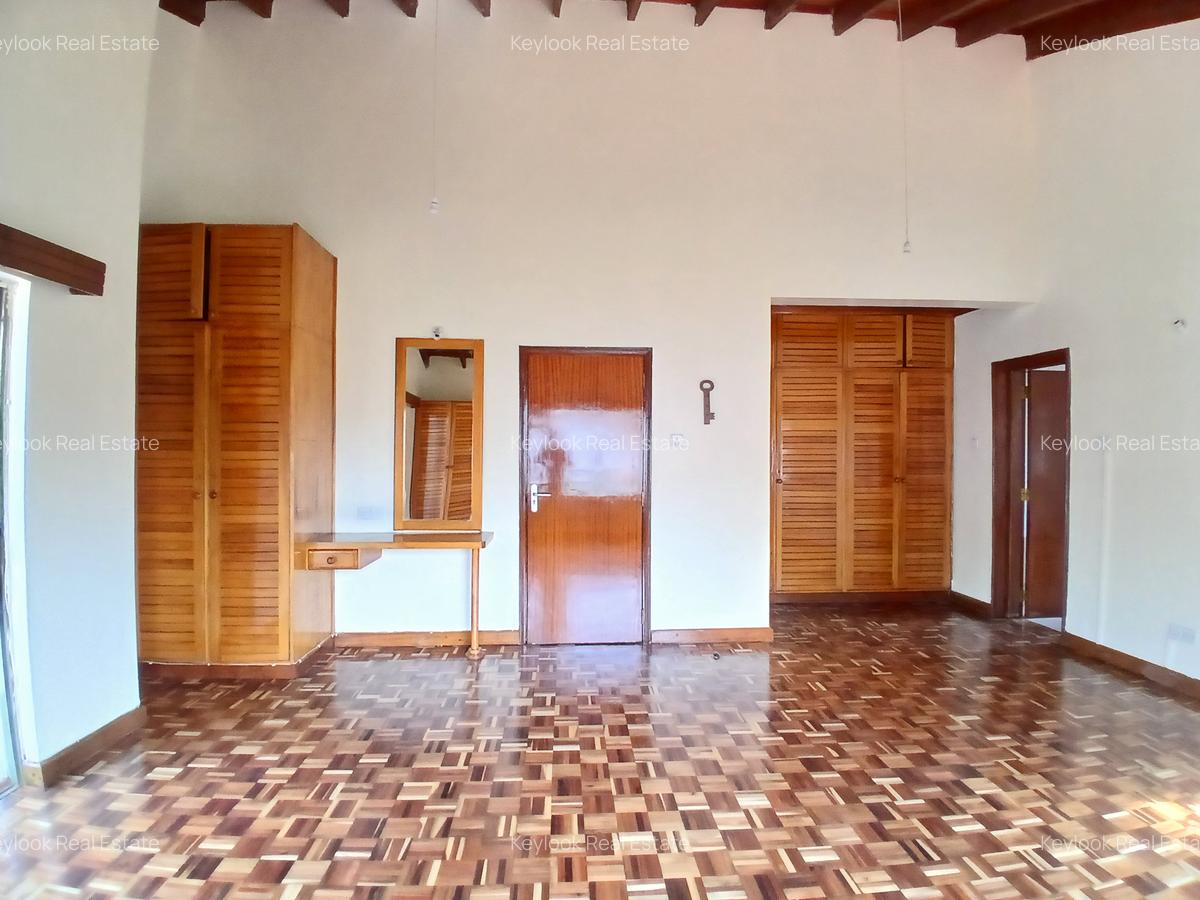 4 Bed Townhouse with En Suite at Lavington Green - 11